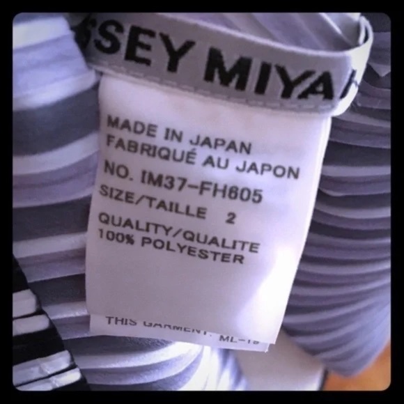 Issy Miyake Runway Balck & Wite dress. - Picture 3 of 3